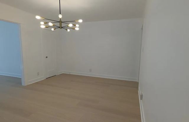 1262 S Plymouth Blvd Apt 14 Gallery 4