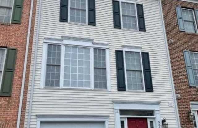 9058 TWO BAYS Road photos photos