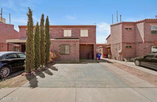 11048 Sunshine Court Gallery 1