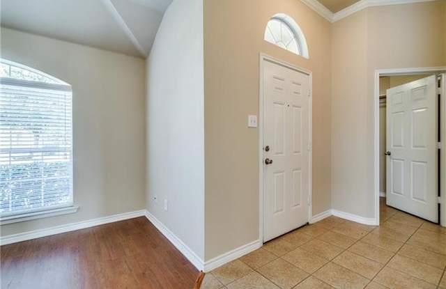 6120 Shad Drive Gallery 3