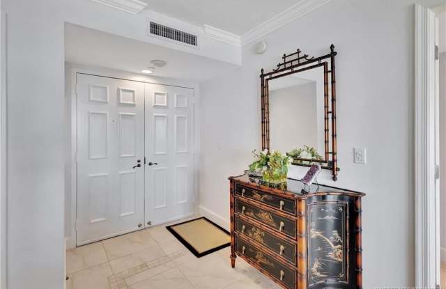 500 Ocean Drive photos photos