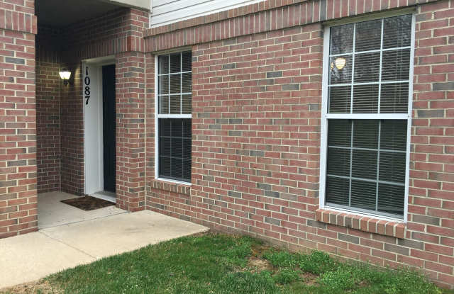 1087 HILLSIDE LAKE TERRACE Gallery 2