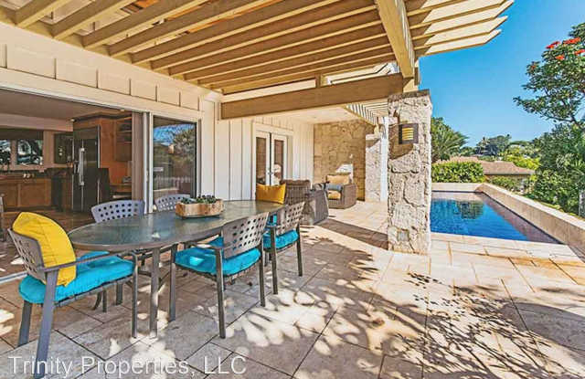 242 Kaalawai Place - 242 Kaalawai Place, Honolulu, HI 96816