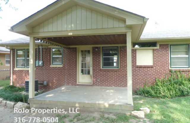 1741 S. Windsor Gallery 2