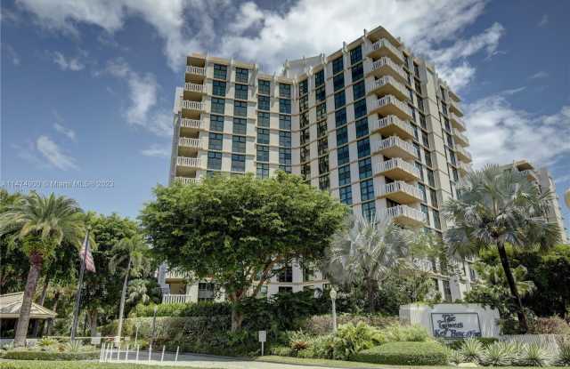 1121 Crandon Blvd photos photos