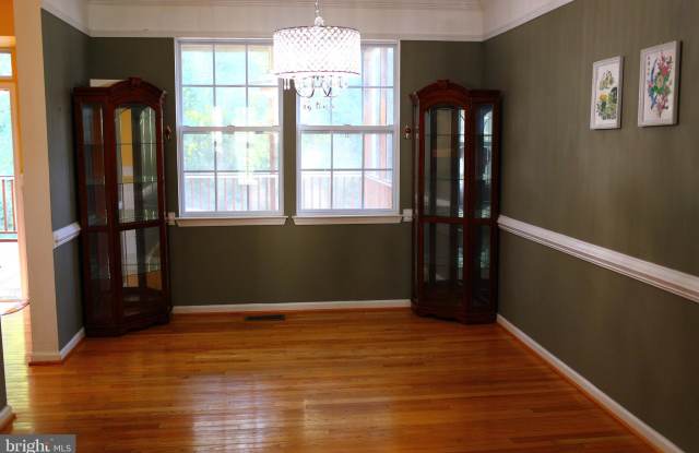 3024 GROTTO WALK Gallery 4