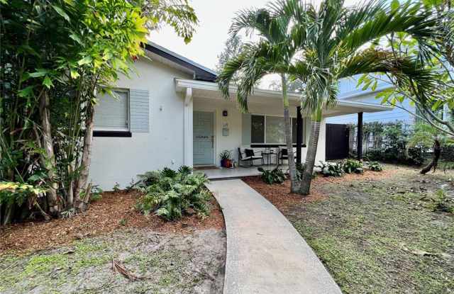 118 20TH AVENUE N - 118 20th Avenue North, St. Petersburg, FL 33704
