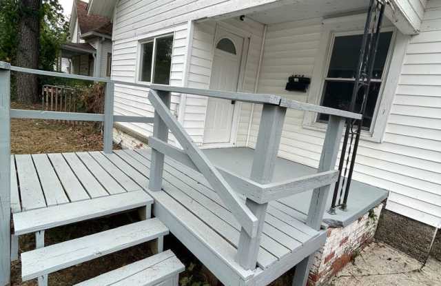 Available Now Great Home with Tons of Storage photos photos