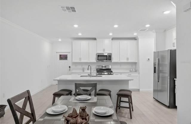 17334 HOLLY WELL Avenue Gallery 2