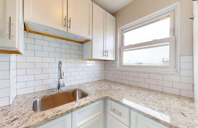 300 Meridian Street300 Meridian Street - 300 - 7 photos photos