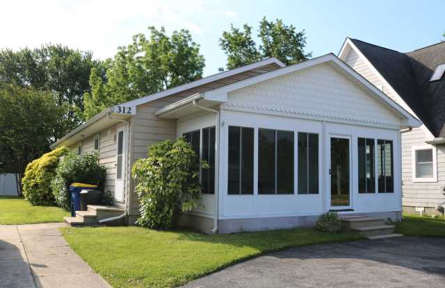 Downtown Rehoboth Beach rental! photos photos
