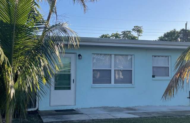 353 Lee Ave - 353 Lee Avenue, Satellite Beach, FL 32937