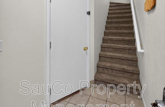 7839 NE Kian Ln Gallery 3