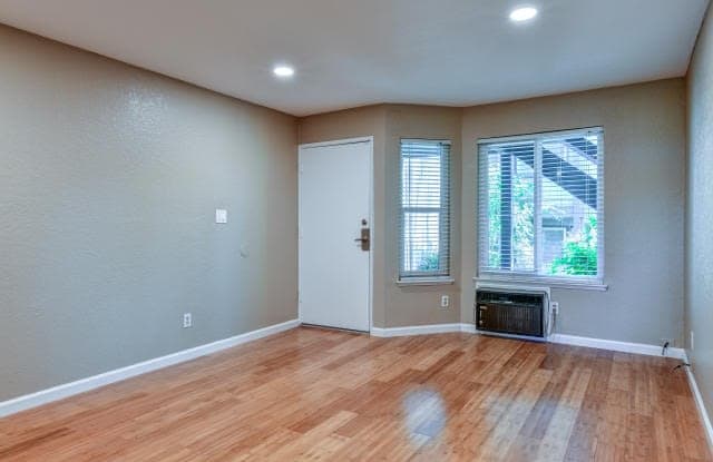 Koi Creek Apartments photos photos
