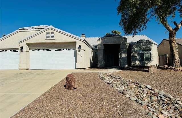 2057 E Sandtrap Lane - 2057 Sandtrap Lane, Fort Mohave, AZ 86426
