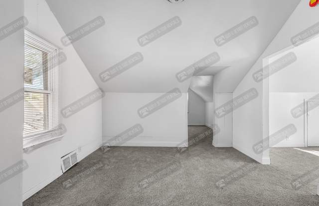 11591 Roxbury St Gallery 3
