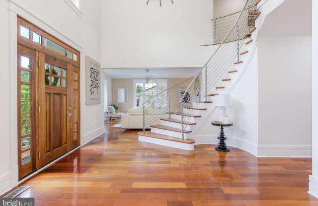 9715 SINGLETON Drive Gallery 2