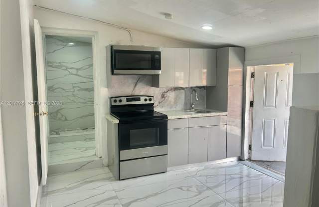 6660 Johnson St photos photos