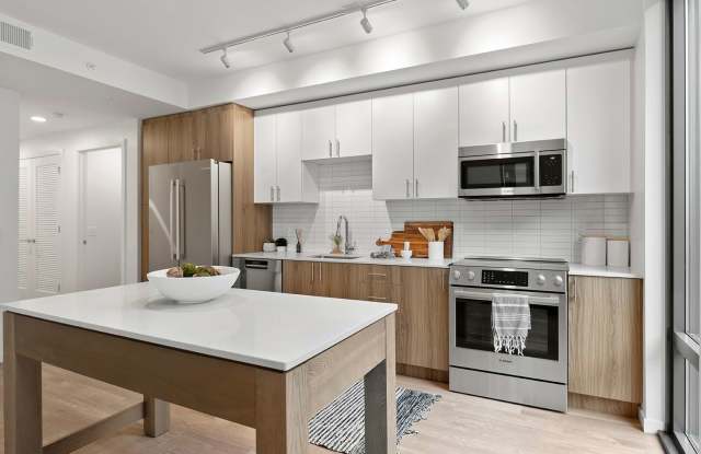 Cortland Rosslyn Gallery 4