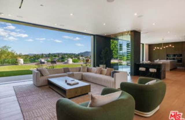 16110 Meadowview Drive Gallery 3
