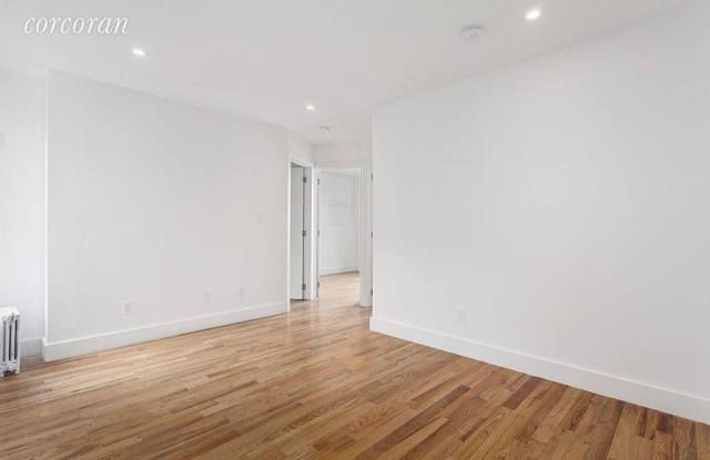 302-304 10th Street Gallery 2
