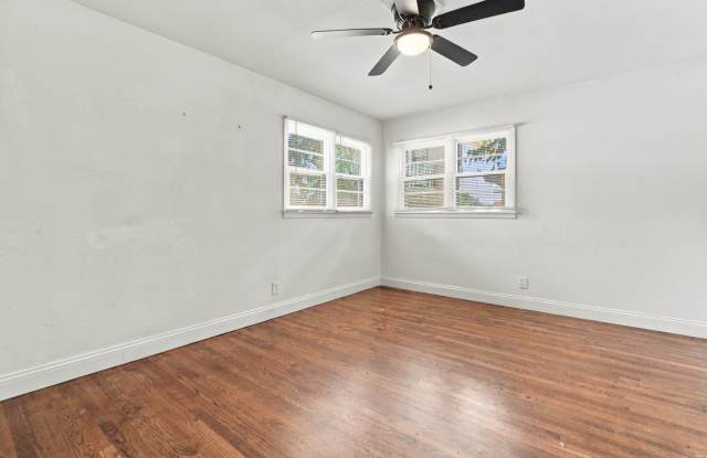 Newer updated 4 bed 2 bath near Texas Tech now available Gallery 3