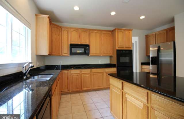 15348 DILLWYN COURT Gallery 4