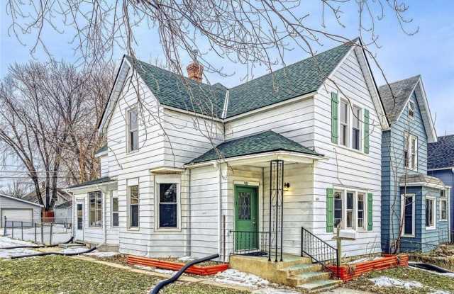 911 Sims Ave Avenue photos photos