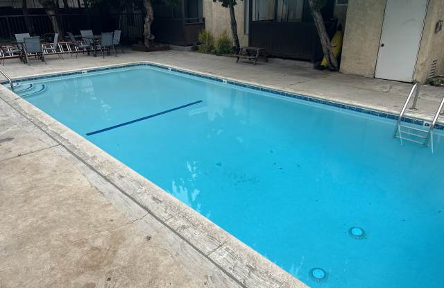 18433 Collins St photos photos 18433 Collins St photos photos