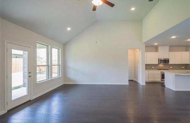 6141 Gloucester Drive Gallery 3