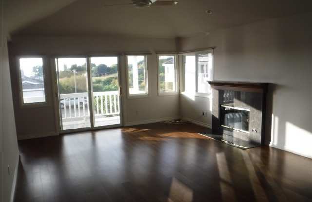 944 Gardenia Way Gallery 4