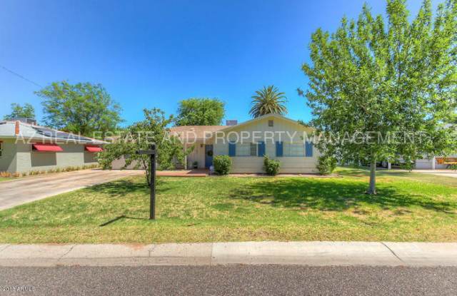 3530 East Meadowbrook Avenue Gallery 2