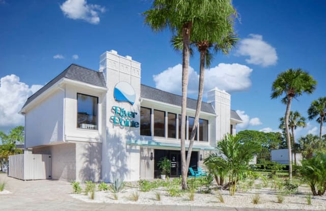 The River Pointe Gallery 2
