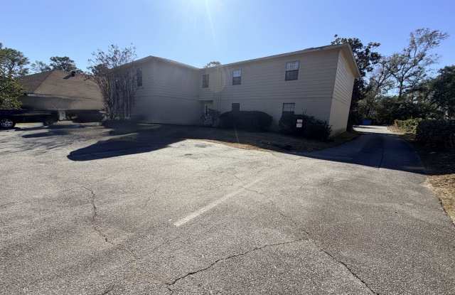 SIGN TODAY HALF OFF YOUR SECOND MONTH'S RENT 2 Bedroom 2 Bath Apartment Minutes from VSU photos photos SIGN TODAY HALF OFF YOUR SECOND MONTH'S RENT 2 Bedroom 2 Bath Apartment Minutes from VSU photos photos