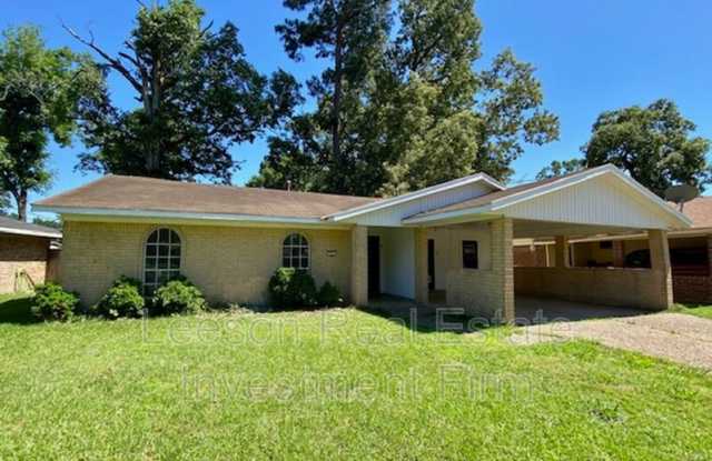 121 Tooke Dr. photos photos