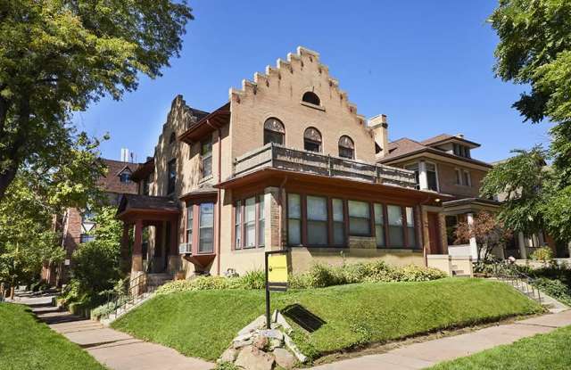 1137 E 10th Avenue photos photos
