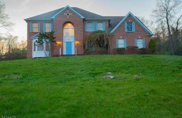 4 Lewis Hollow Rd photos photos