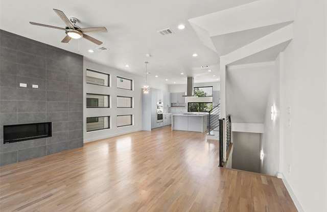 4219 Munger Avenue Gallery 3