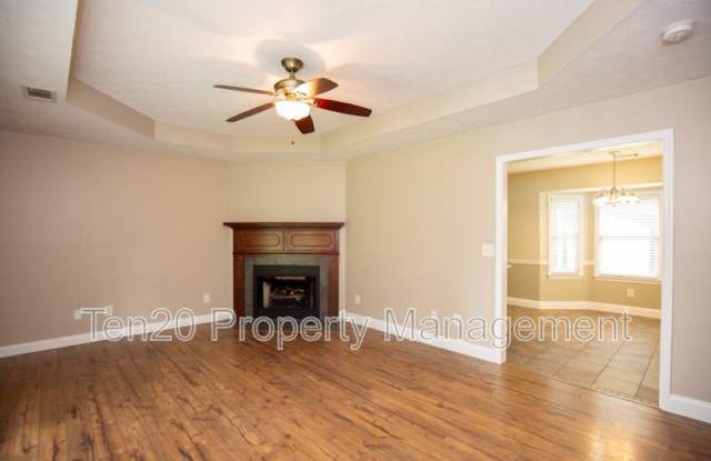 21 Lee Rd 2004 Gallery 2