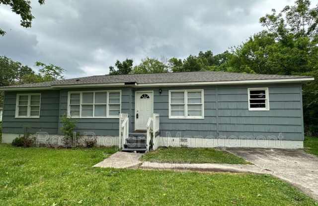 2601 2nd St NW photos photos