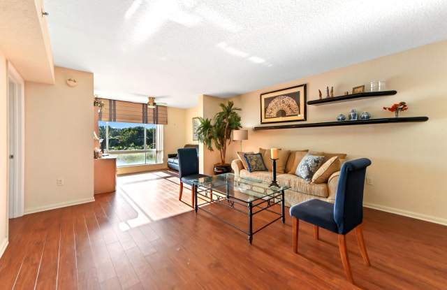 5842 Crystal Shores Drive Gallery 3