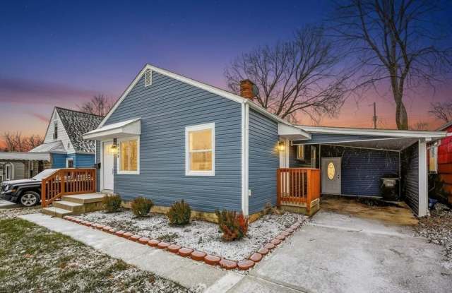 2699 Pontiac Street photos photos