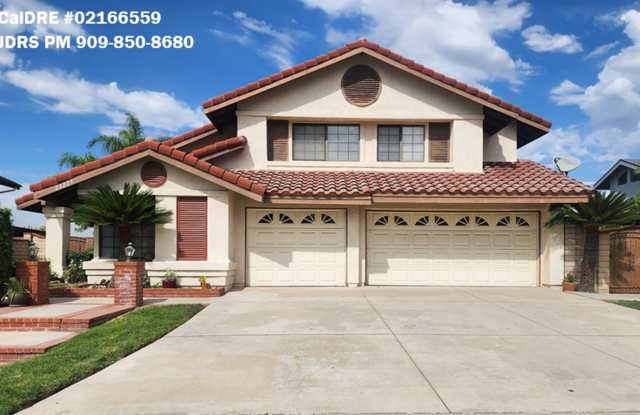 Price Lowered! Walnut 4 Bedroom Home photos photos