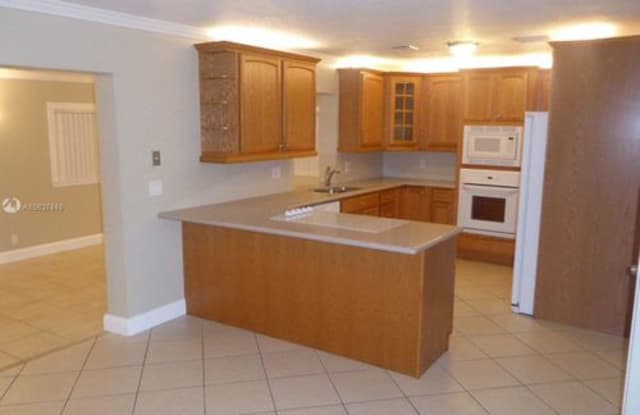 6311 Northwest 34th Avenue - 6311 Northwest 34th Avenue, Fort Lauderdale, FL 33309