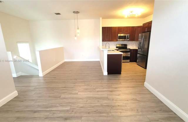 4253 SW 132nd Way photos photos
