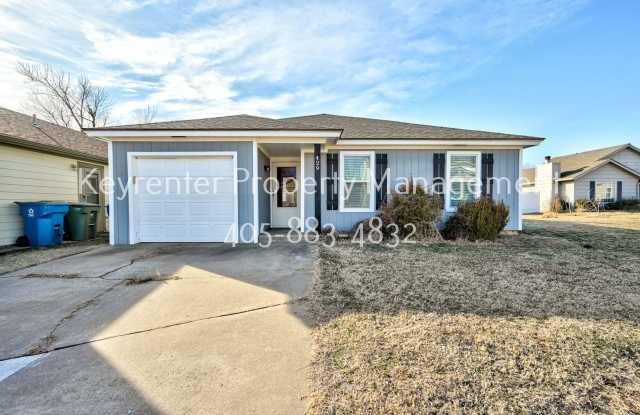 3 Bed, 2 Bath Home Near UCO and Hafer Park photos photos 3 Bed, 2 Bath Home Near UCO and Hafer Park photos photos