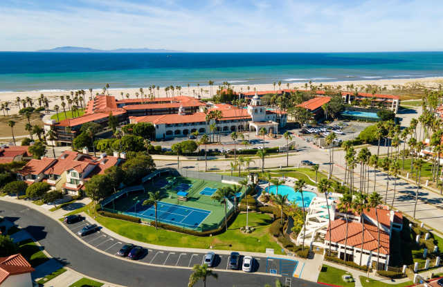 2200 Martinique Lane photos photos