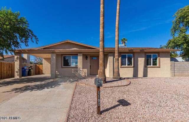 1102 W ANDERSON Drive - 1102 West Anderson Drive, Phoenix, AZ 85023