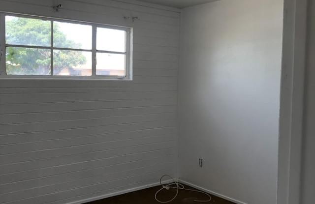 2309 North 40th Drive Gallery 2
