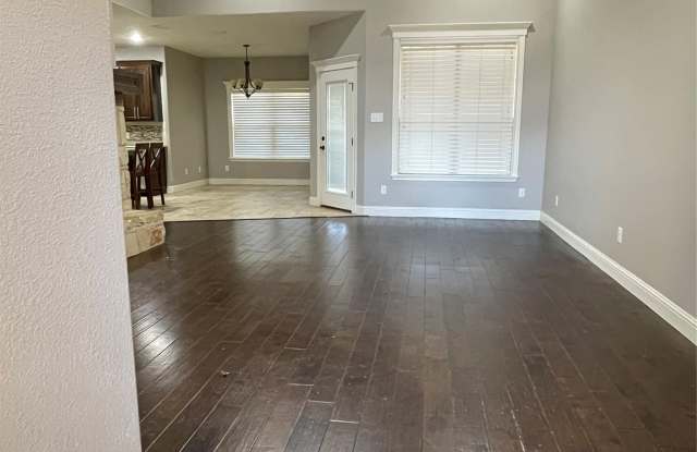 702 Swift Water Drive Gallery 2
